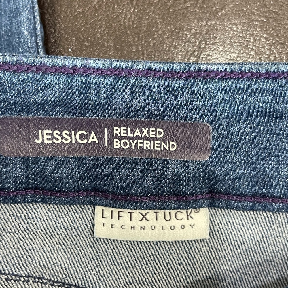 NYDJ size 6 cuffed Jessica relaxed boyfriend Lift & Stuck denim jeans casual View 5